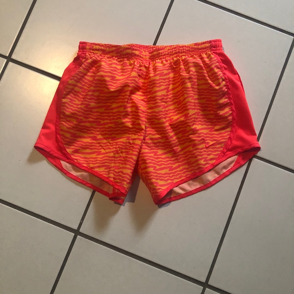 Nike shorts girls xl